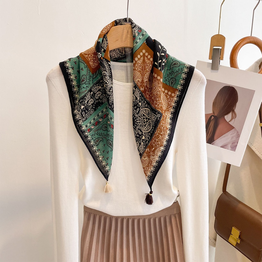 Quastenschal für Damen, quadra – Ascot Neck Scarf Bewertung und Preis
